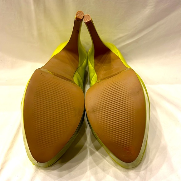 Charlotte Russe - BNWOT Platform Stilettos in Chartreuse - Picture 6 of 8